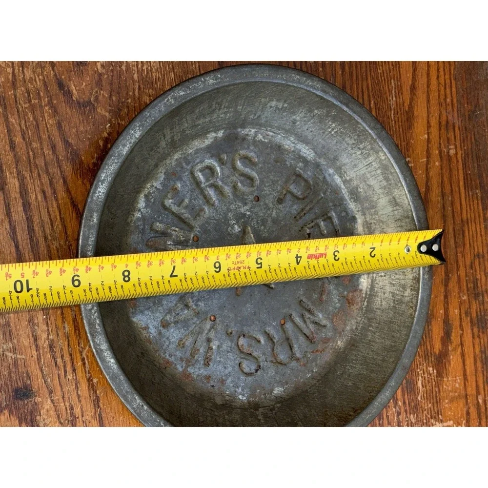 Vintage 1940s Mrs. Wagner Metal Pie Plate Tin Pan 9